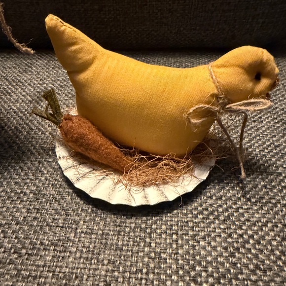 Primitive Spring decor. - Picture 5 of 10